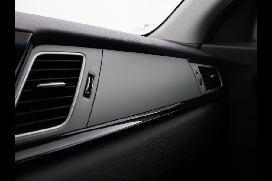 Kia Niro 1.6 GDi HYBRID AUT. + STUUR/STOELVERW. | CAMERA | ADAPTIVE CRUISE | 18 INCH LMV