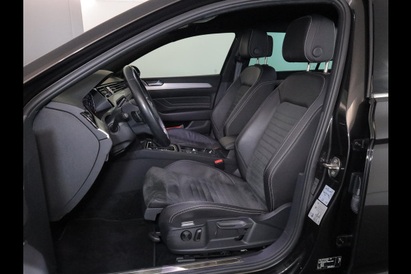 Volkswagen Passat Variant 1.5 TSI R-Line Business 150 pk Automaat (DSG) | Verlengde garantie | Navigatie | Parkeersensoren | Achteruitrijcamera | Stoelverwarming |