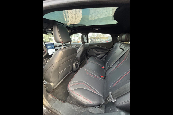 Ford Mustang Mach-E AWD 75 kWh | Panoramadak | Memory stoelen | Bang&Olufsen | Elektrische achterklep