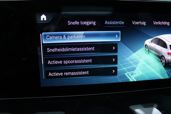 Mercedes-Benz B-Klasse 200 Business Solution AMG | Panoramadak | Trekhaak | Camera | Stoelverwarming | CarPlay