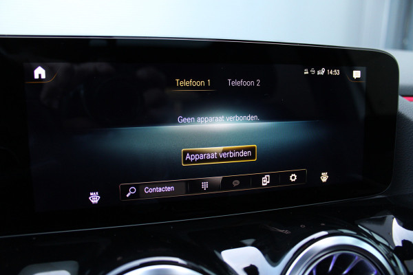 Mercedes-Benz B-Klasse 200 Business Solution AMG | Panoramadak | Trekhaak | Camera | Stoelverwarming | CarPlay