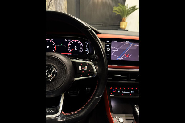 Volkswagen Polo 2.0 TSI GTI|PANO|KEYLESS|SFEER|BOMVOL