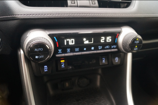 Toyota RAV4 2.0 VVT-iE 176pk Business Plus -LEER-NAVI-