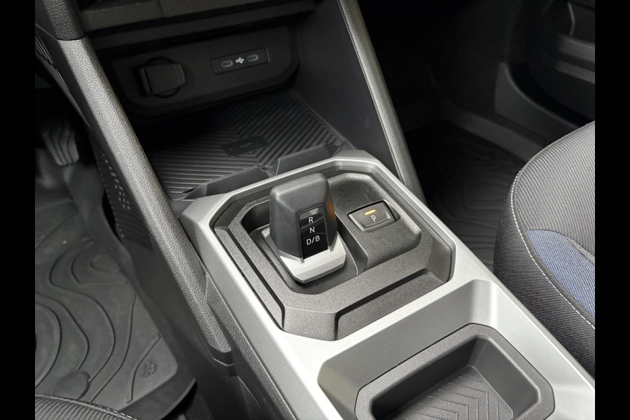 Dacia Duster 1.6 Hybrid Journey 140pk | Achteruitrijcamera | Climate Control | Apple Carplay & Android Auto | LED Verlichting |