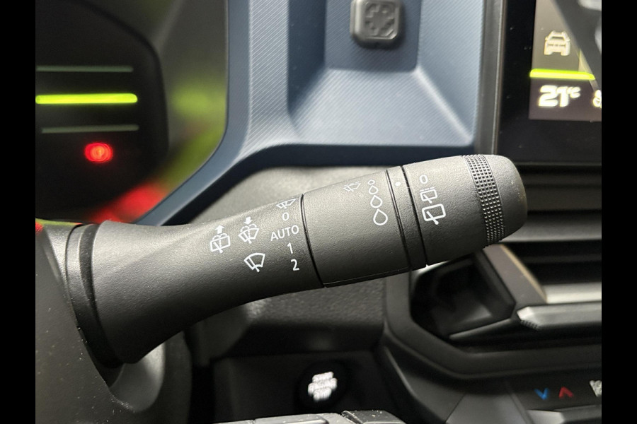 Dacia Duster 1.6 Hybrid Journey 140pk | Achteruitrijcamera | Climate Control | Apple Carplay & Android Auto | LED Verlichting |