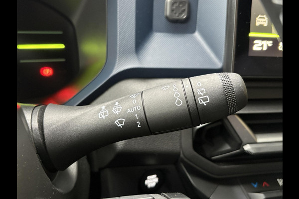 Dacia Duster 1.6 Hybrid Journey 140pk | Achteruitrijcamera | Climate Control | Apple Carplay & Android Auto | LED Verlichting |