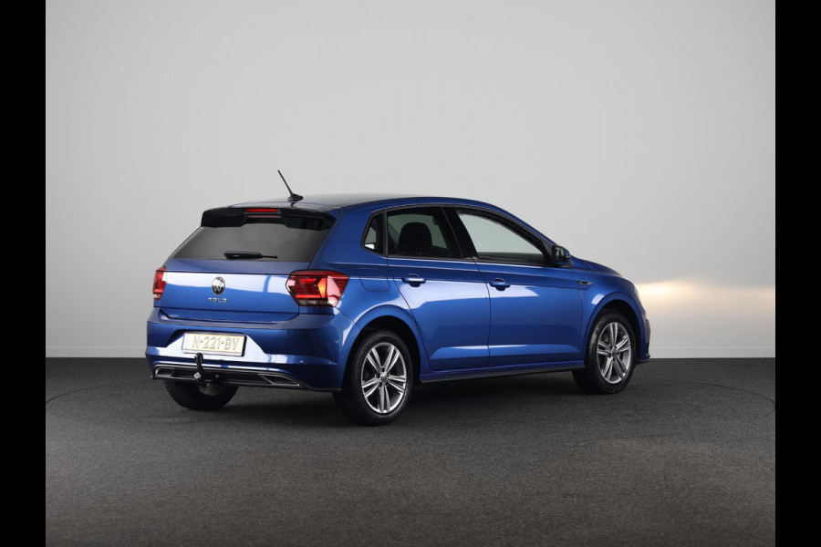 Volkswagen Polo 1.0 TSI R-Line Edition 95 pk Automaat (DSG) | Navigatie via App | Trekhaak | Parkeersensoren | Adaptieve cruise control |