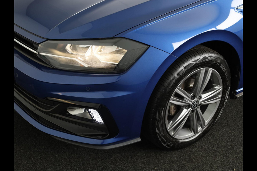 Volkswagen Polo 1.0 TSI R-Line Edition 95 pk Automaat (DSG) | Navigatie via App | Trekhaak | Parkeersensoren | Adaptieve cruise control |