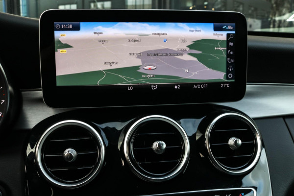 Mercedes-Benz C-Klasse Estate 180 - CARPLAY - NAVI - CAMERA - DEALER ONDERHOUDEN - STOELVERWARMING - SFEERVERLICHTING - DAB+ C180