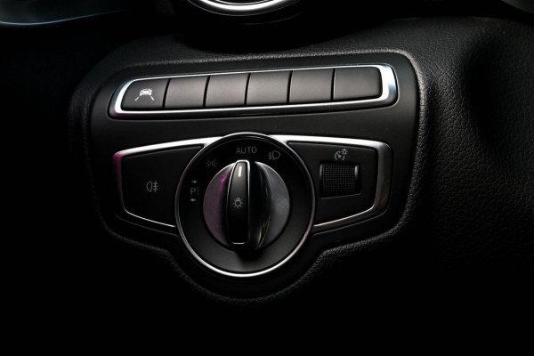 Mercedes-Benz C-Klasse Estate 180 - CARPLAY - NAVI - CAMERA - DEALER ONDERHOUDEN - STOELVERWARMING - SFEERVERLICHTING - DAB+ C180