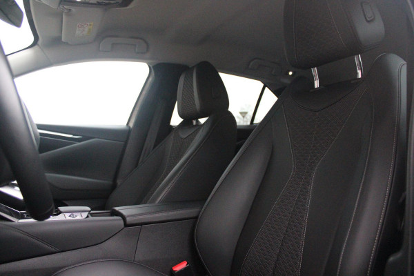 DS DS 4 1.2 130PK AUTOMAAT TROCADERO | HEAD UP DISPLAY | DODEHOEK DETECTIE | NAVIGATIE | DRAADLOZE APPLE CARPLAY/ANDROID AUTO | LED KOPLAMPEN | ACHTERUITRIJ CAMERA | 19" LICHTMETALEN VELGEN BLACK | ADAPTIVE CRUISE CONTROL | KEYLESS ENTRY/START |