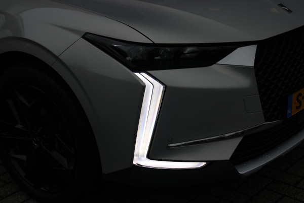 DS DS 4 1.2 130PK AUTOMAAT TROCADERO | HEAD UP DISPLAY | DODEHOEK DETECTIE | NAVIGATIE | DRAADLOZE APPLE CARPLAY/ANDROID AUTO | LED KOPLAMPEN | ACHTERUITRIJ CAMERA | 19" LICHTMETALEN VELGEN BLACK | ADAPTIVE CRUISE CONTROL | KEYLESS ENTRY/START |