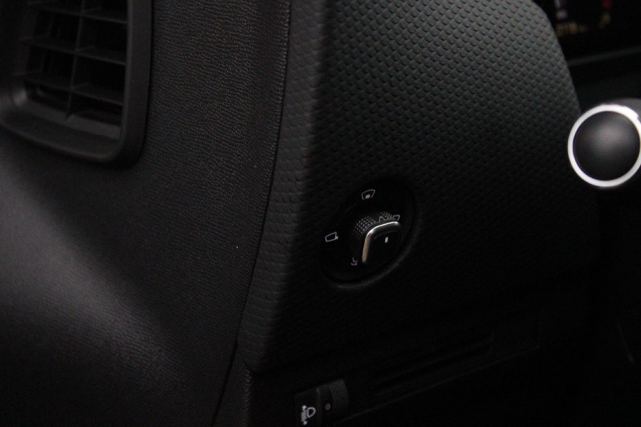 DS DS 4 1.2 130PK AUTOMAAT TROCADERO | HEAD UP DISPLAY | DODEHOEK DETECTIE | NAVIGATIE | DRAADLOZE APPLE CARPLAY/ANDROID AUTO | LED KOPLAMPEN | ACHTERUITRIJ CAMERA | 19" LICHTMETALEN VELGEN BLACK | ADAPTIVE CRUISE CONTROL | KEYLESS ENTRY/START |