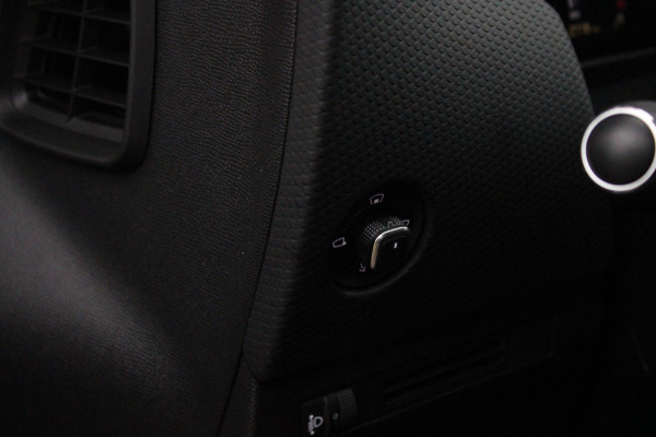 DS DS 4 1.2 130PK AUTOMAAT TROCADERO | HEAD UP DISPLAY | DODEHOEK DETECTIE | NAVIGATIE | DRAADLOZE APPLE CARPLAY/ANDROID AUTO | LED KOPLAMPEN | ACHTERUITRIJ CAMERA | 19" LICHTMETALEN VELGEN BLACK | ADAPTIVE CRUISE CONTROL | KEYLESS ENTRY/START |