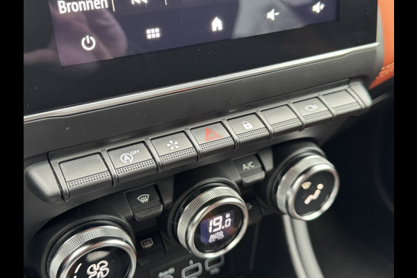 Renault Captur 1.0 TCe 90 Intens Clima/Trekhaak/Camera/LED/Cruise/Navi/Audio