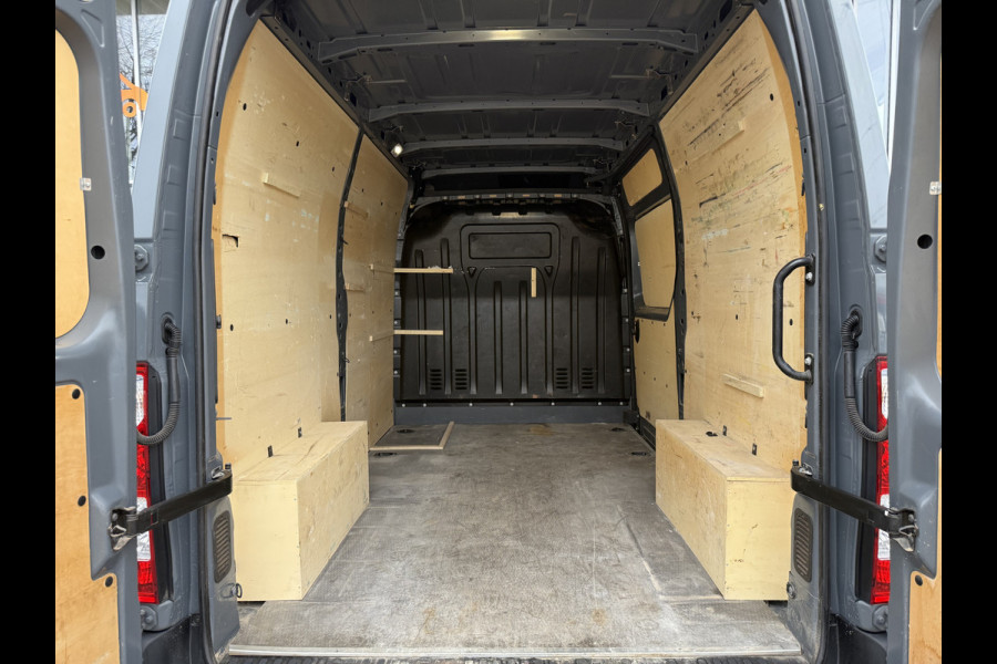 Renault Master T35 2.3 dCi 180PK L2H2 Work Edition | NL-auto | Carplay | Navi | Camera | Trekhaak