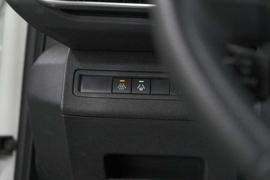 Peugeot 5008 PureTech 130 EAT8 GT Black Pack | Trekhaak | Panoramadak | 360 Camera | FOCAL® | Adaptieve Cruise Control