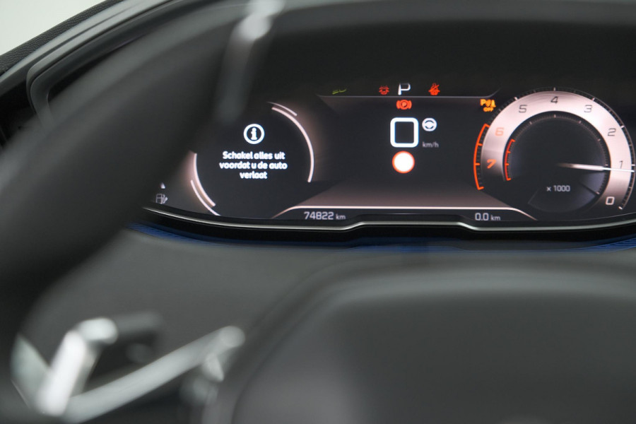 Peugeot 5008 PureTech 130 EAT8 GT Black Pack | Trekhaak | Panoramadak | 360 Camera | FOCAL® | Adaptieve Cruise Control