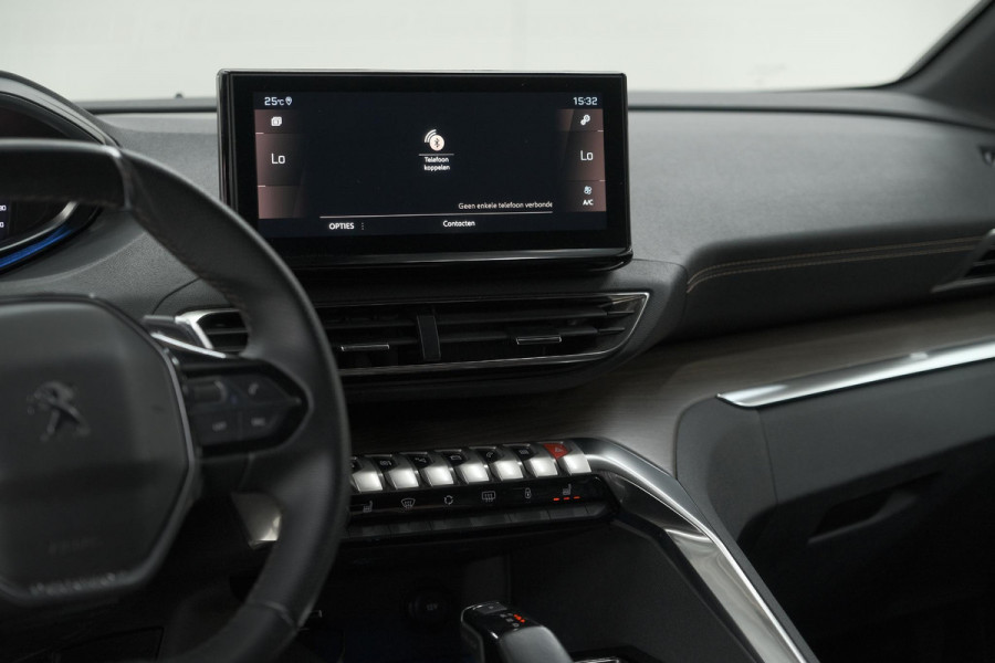 Peugeot 5008 PureTech 130 EAT8 GT Black Pack | Trekhaak | Panoramadak | 360 Camera | FOCAL® | Adaptieve Cruise Control