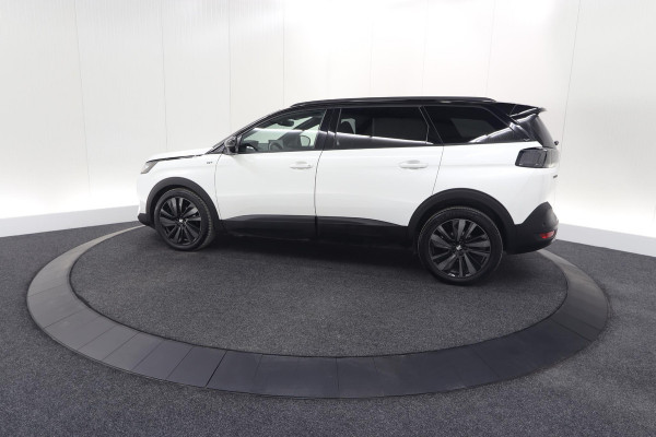 Peugeot 5008 PureTech 130 EAT8 GT Black Pack | Trekhaak | Panoramadak | 360 Camera | FOCAL® | Adaptieve Cruise Control