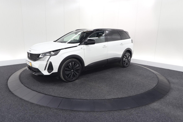 Peugeot 5008 PureTech 130 EAT8 GT Black Pack | Trekhaak | Panoramadak | 360 Camera | FOCAL® | Adaptieve Cruise Control