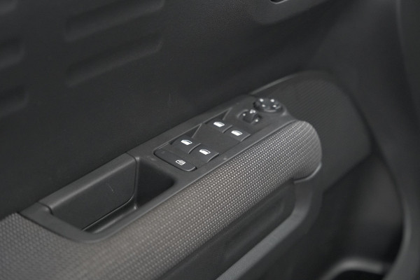 Citroën C3 Aircross PureTech 130 EAT6 Plus | Stoelverwarming | Parkeersensoren | Apple Carplay