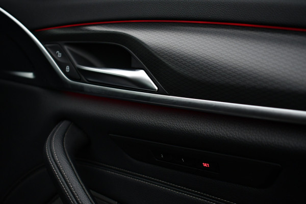 BMW 5 Serie 530e xDrive M-Sport Pano ACC H/K HUD Comf-zetels DAB