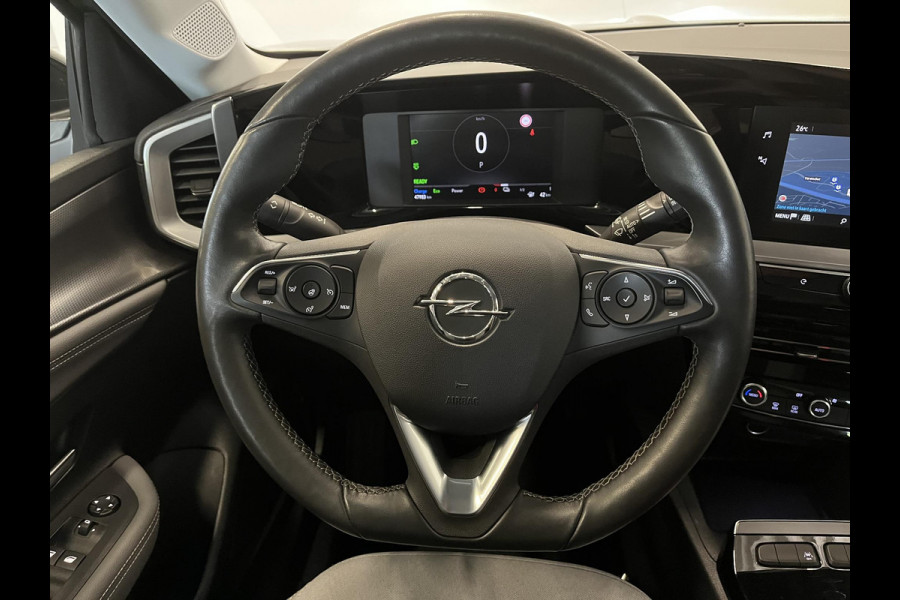 Opel Mokka-e Elegance 50-kWh | Navigatie | Climate Control | Cruise control | LED | Parkeersensoren | Achteruitrij camera | Voorstoelen verwarmd | Apple Carplay/ Android Auto