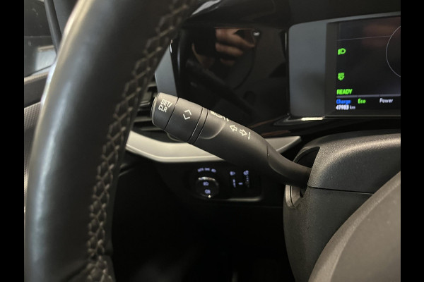 Opel Mokka-e Elegance 50-kWh | Navigatie | Climate Control | Cruise control | LED | Parkeersensoren | Achteruitrij camera | Voorstoelen verwarmd | Apple Carplay/ Android Auto