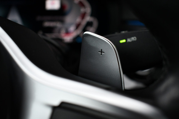 BMW 5 Serie 530e xDrive M-Sport Pano ACC H/K HUD Comf-zetels DAB