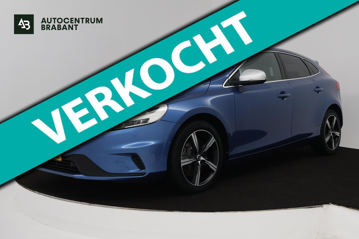 Volvo V40 1.5 T3 Polar+ Sport (STOELVERWARING, ACHTERUITRIJCAMERA, CRUISE CONTROL, PARKEERSENSOREN, NAVIGATIE, NL-AUTO)