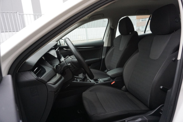 Škoda Octavia Combi 1.0 TSI 110PK/Digi-Dashboard/Trekhaak/ Dealeronderhouden.