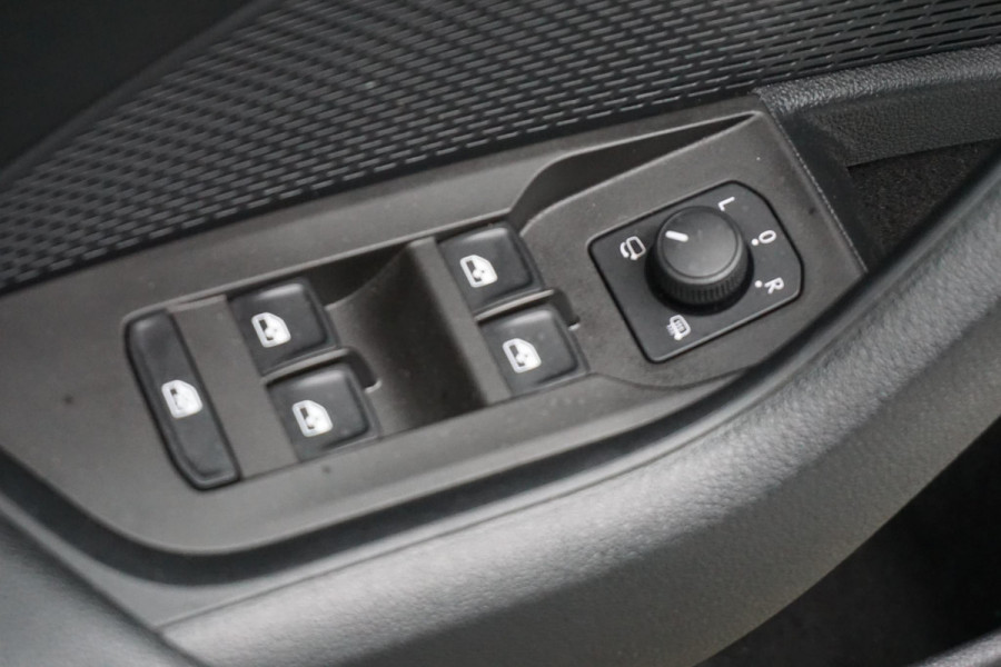 Škoda Octavia Combi 1.0 TSI 110PK/Digi-Dashboard/Trekhaak/ Dealeronderhouden.