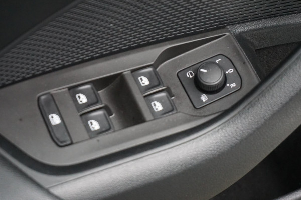 Škoda Octavia Combi 1.0 TSI 110PK/Digi-Dashboard/Trekhaak/ Dealeronderhouden.