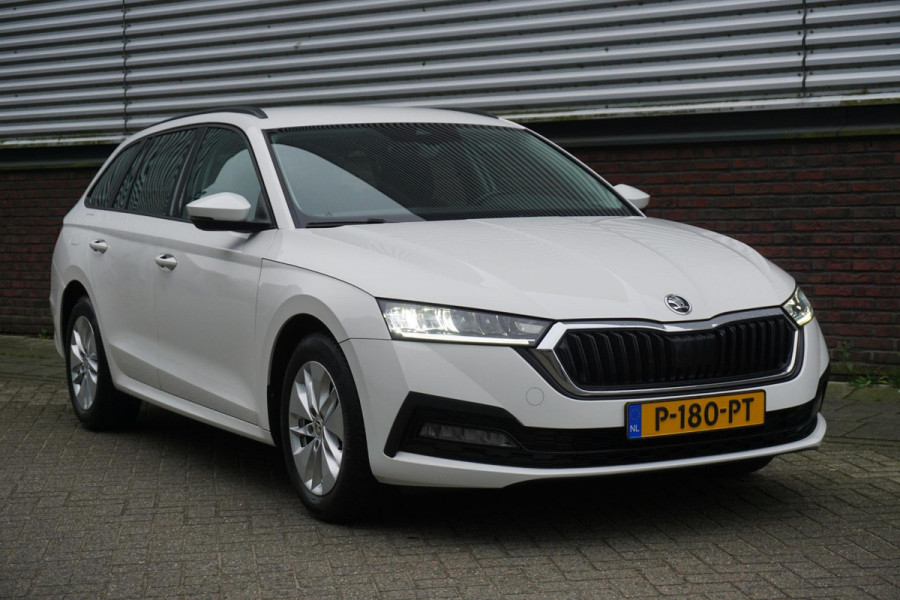 Škoda Octavia Combi 1.0 TSI 110PK/Digi-Dashboard/Trekhaak/ Dealeronderhouden.