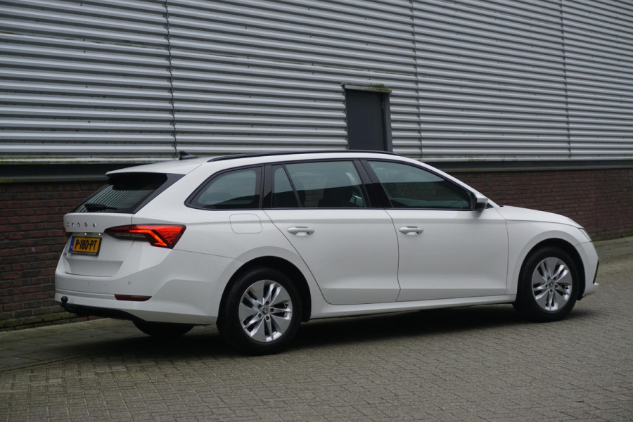 Škoda Octavia Combi 1.0 TSI 110PK/Digi-Dashboard/Trekhaak/ Dealeronderhouden.