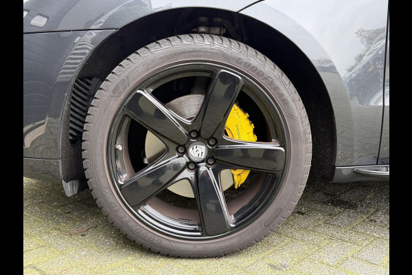 Porsche Macan 3.0 S Sport Chrono | Panoramadak | 360* Camera | 21 Inch Lichtmetalen Velgen | Elektrische Trekhaak | Sportuitlaat |