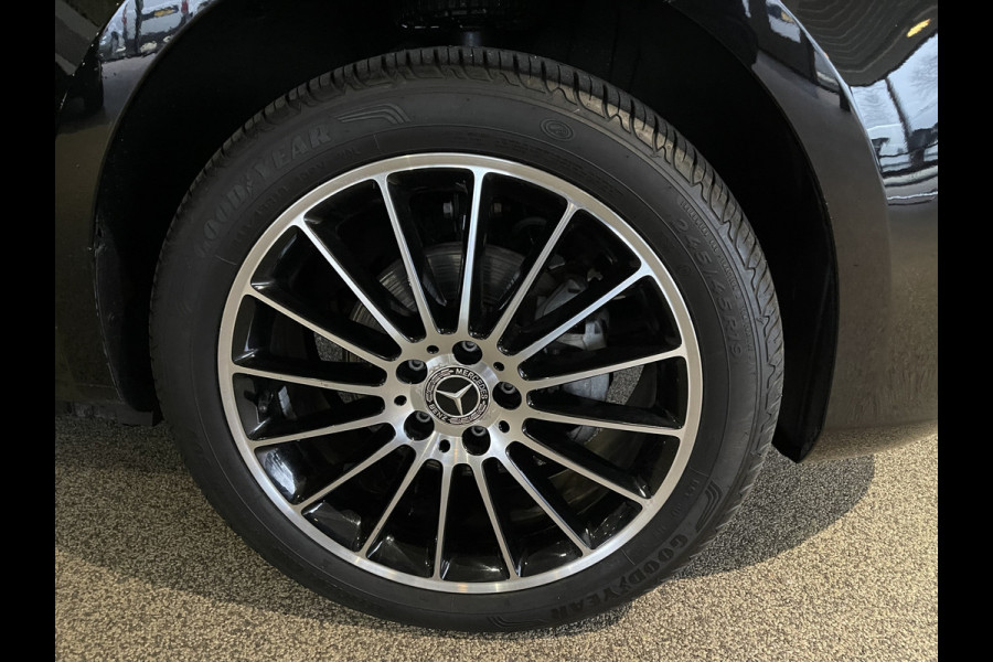 Mercedes-Benz EVITO TOURER PRO L2 / 100% electrisch / zero emissie / 7 persoons / vaste prijs rijklaar € 27.950 ex btw / € 33.819,50 incl btw / lease vanaf € 456 / leer / electrische deuren L+R / zwart metallic