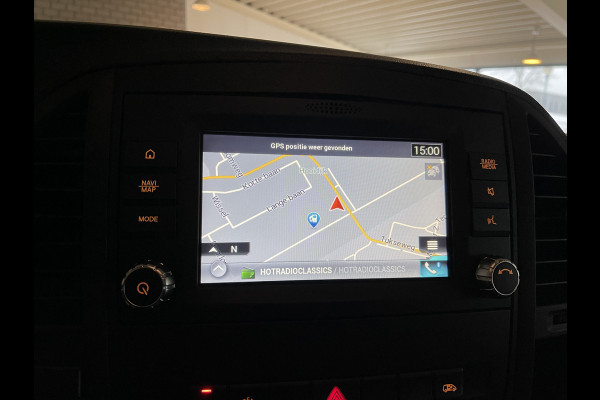 Mercedes-Benz EVITO TOURER PRO L2 / 100% electrisch / zero emissie / 7 persoons / vaste prijs rijklaar € 27.950 ex btw / € 33.819,50 incl btw / lease vanaf € 456 / leer / electrische deuren L+R / zwart metallic