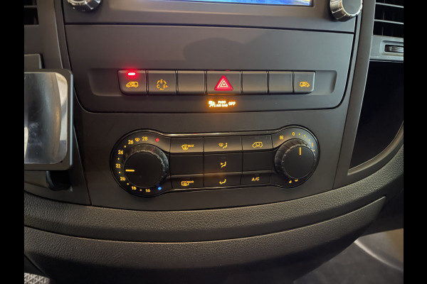 Mercedes-Benz EVITO TOURER PRO L2 / 100% electrisch / zero emissie / 7 persoons / vaste prijs rijklaar € 27.950 ex btw / € 33.819,50 incl btw / lease vanaf € 456 / leer / electrische deuren L+R / zwart metallic