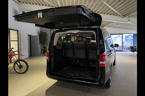 Mercedes-Benz EVITO TOURER PRO L2 / 100% electrisch / zero emissie / 7 persoons / vaste prijs rijklaar € 27.950 ex btw / € 33.819,50 incl btw / lease vanaf € 456 / leer / electrische deuren L+R / zwart metallic