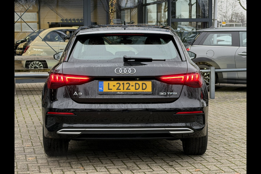 Audi A3 Sportback 30 TFSI Business edition Automaat/VTcockpit/Trekhaak/Led/Cruise/PDC