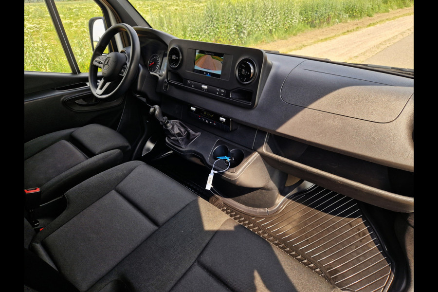 Mercedes-Benz Sprinter 211 1.9 CDI L2 H2 - 110 Pk - Euro 6 - MBUX - Parkeercamera