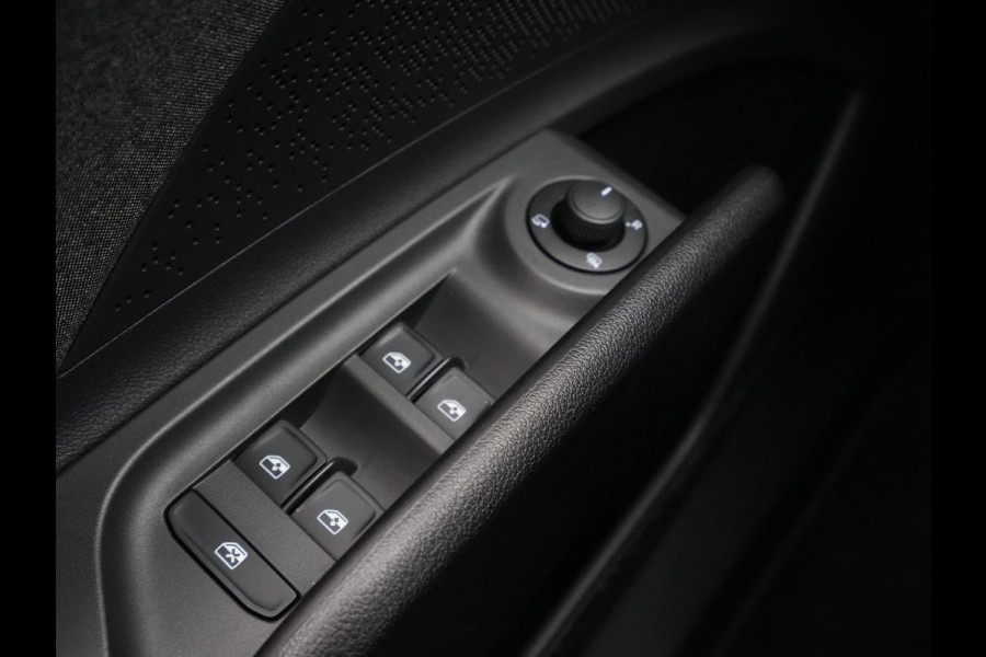 Škoda Enyaq 60 180pk Navi via App Cruise Half Leder 19" Lm Velgen Demo JP