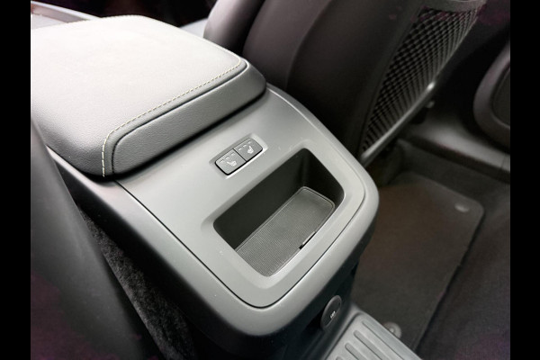 Volvo XC60 2.0 T8 Plug-in-hybrid AWD Polestar Engineered