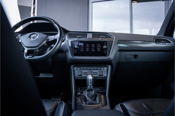 Volkswagen Tiguan 1.4 TSI ACT Comfortline Business R - R Line | Panorama | Memory | Elek. Trekhaak | 360 Camera