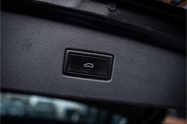 Volkswagen Tiguan 1.4 TSI ACT Comfortline Business R - R Line | Panorama | Memory | Elek. Trekhaak | 360 Camera