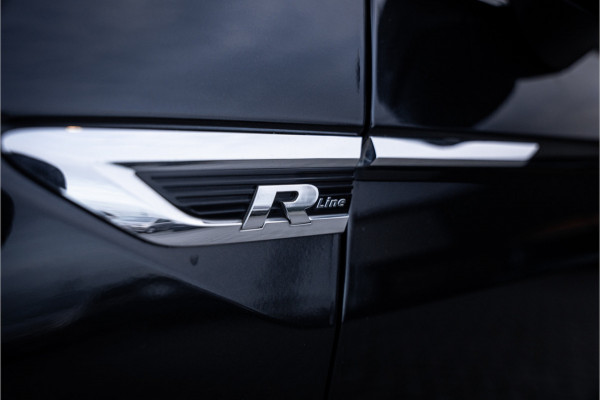 Volkswagen Tiguan 1.4 TSI ACT Comfortline Business R - R Line | Panorama | Memory | Elek. Trekhaak | 360 Camera