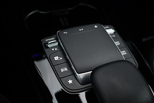 Mercedes-Benz CLA-Klasse Shooting Brake 250 e AMG Line Pano Night Camera