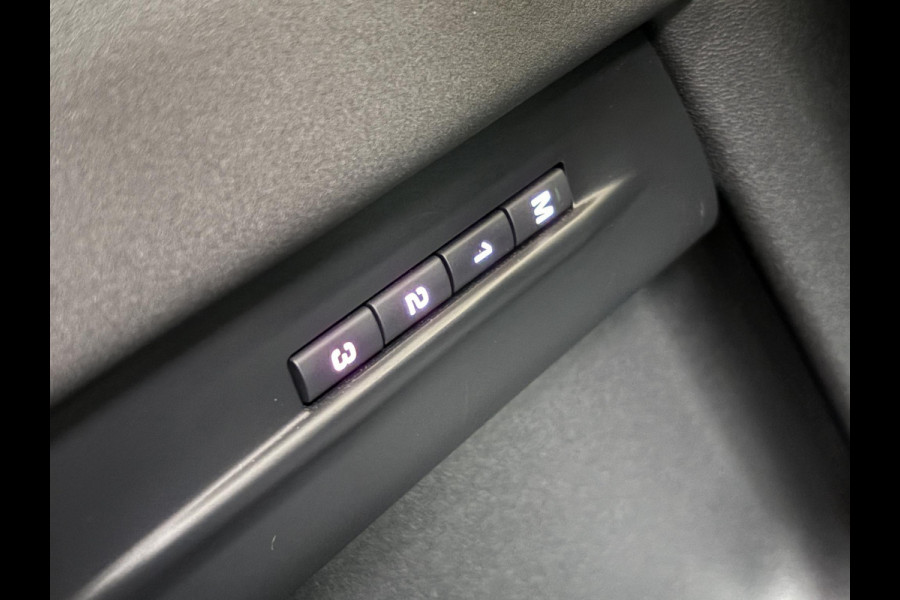 Land Rover Range Rover Evoque 1.5 P270e PHEV AWD S Edition | Panoramadak | Cold Climate Pakket